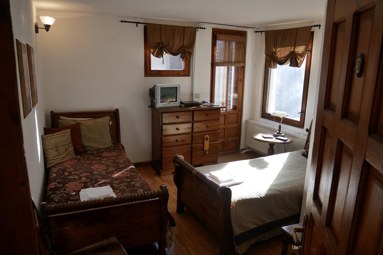 בלוגראדצ'יק Castle Cottage Bed & Breakfast מראה חיצוני תמונה