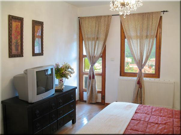 בלוגראדצ'יק Castle Cottage Bed & Breakfast מראה חיצוני תמונה