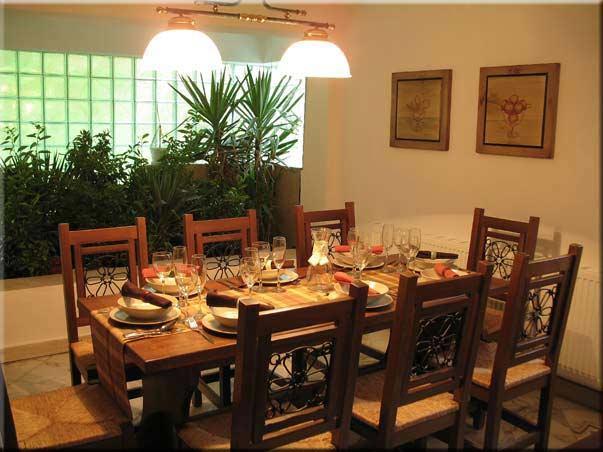 בלוגראדצ'יק Castle Cottage Bed & Breakfast מראה חיצוני תמונה